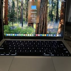 MacBook Pro M4 