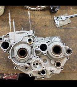 2011 KTM 350 SX-F 2012 XC-F LEFT RIGHT ENGINE MOTOR CRANKCASE CRANK CASES BLOCK dirt bike