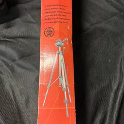 Targus Camera / Camcorder Extendable Tripod, "Never Used"  SuperCondition..