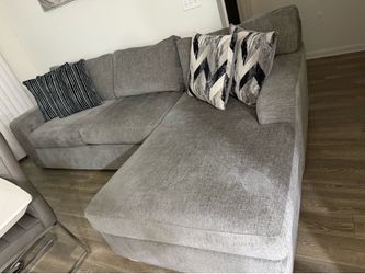 Beautiful like new Sofa