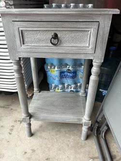End table
