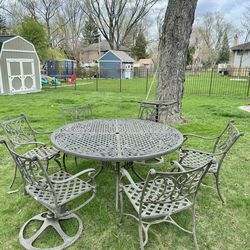 Woodard Ramsgate Patio Set, Table With 6 Chairs And Umbrella Stand, Delivery Available If Needed