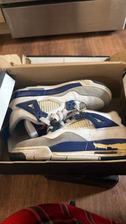 Jordan 4