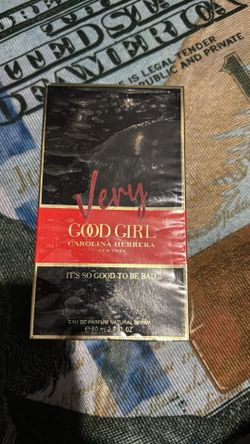 Very Good Girl by Carolina Herrera Eau de Parfum