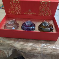 Molton Brown Festive Bauble Collection