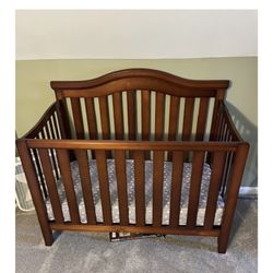 Crib With Almost New Covered Premium Mattress 