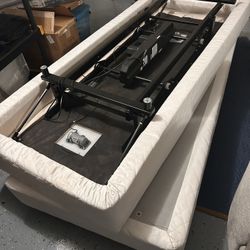 Adjustable Cal King Bed Base