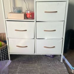White Dressers/organizer for Bedroom