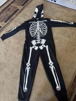 Costume