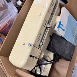 Old School Singer Sewing Machine 