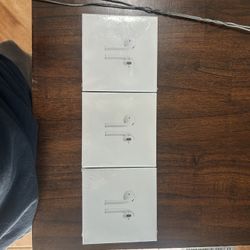Air Pods 2 Brand New 