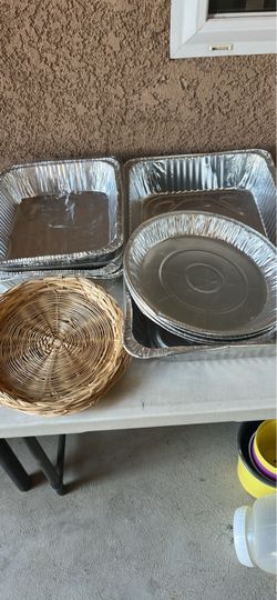 Total of 14 items. Cooking trays