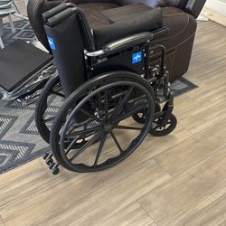Used wheelchair like new w/ footrest lightweight