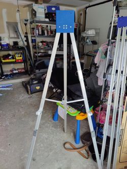 Dalite Aluminum Easels