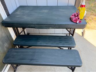 Foldable Table