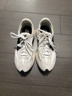 New Balance 327 Women’s Sneakers – Size 8