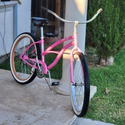 26"×17" Nice & Clean Beach Cruiser Bike 