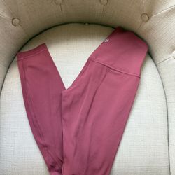 Lululemon Align HR Size 2 25” New Without Tag