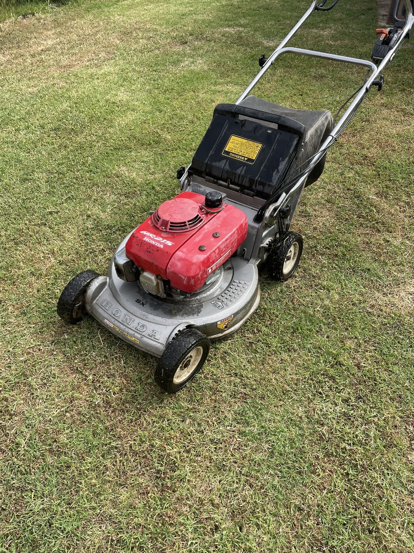 Honda Hr 215 for Sale in Pico Rivera, CA OfferUp