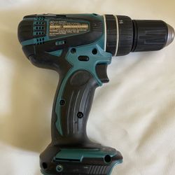 Makita 18 Volt Hammer Drill (TOOL ONLY)