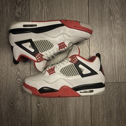 Jordan 4 Fire Red