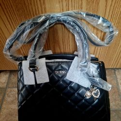 BRAND NEW BLACK GUESS PURSE