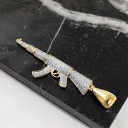 10k Diamond Pendant 