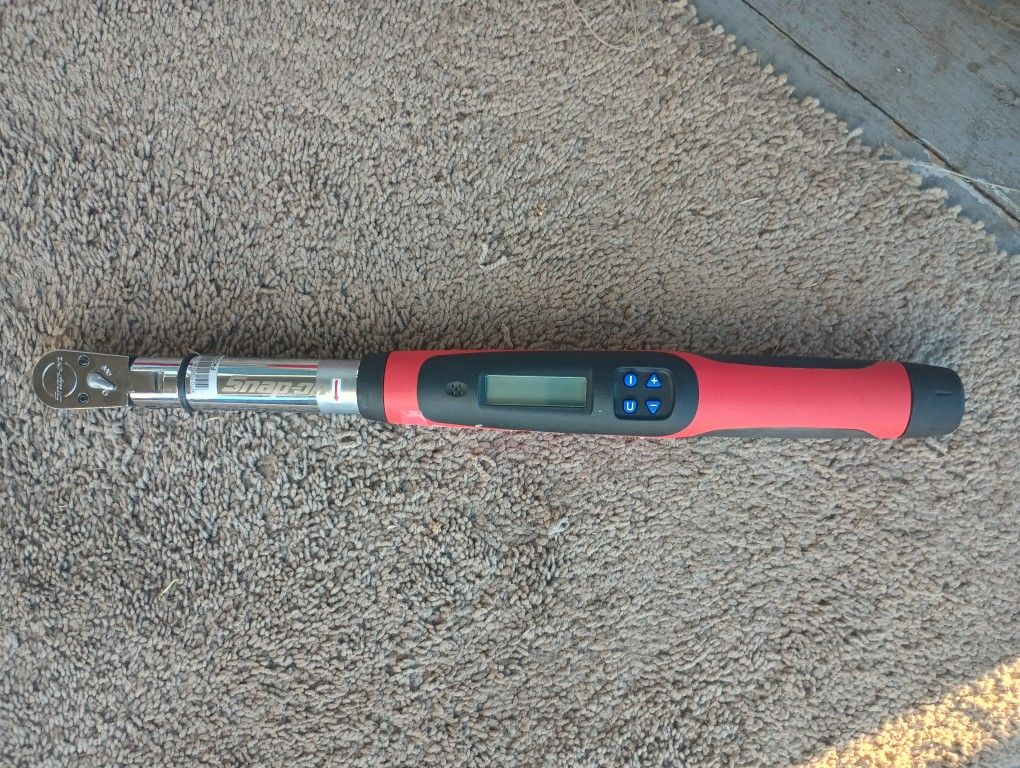 Snap On 3/8 Drive Digital Torque Wrench 