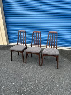 Mid Century Modern Solid Rosewood Dining Chairs