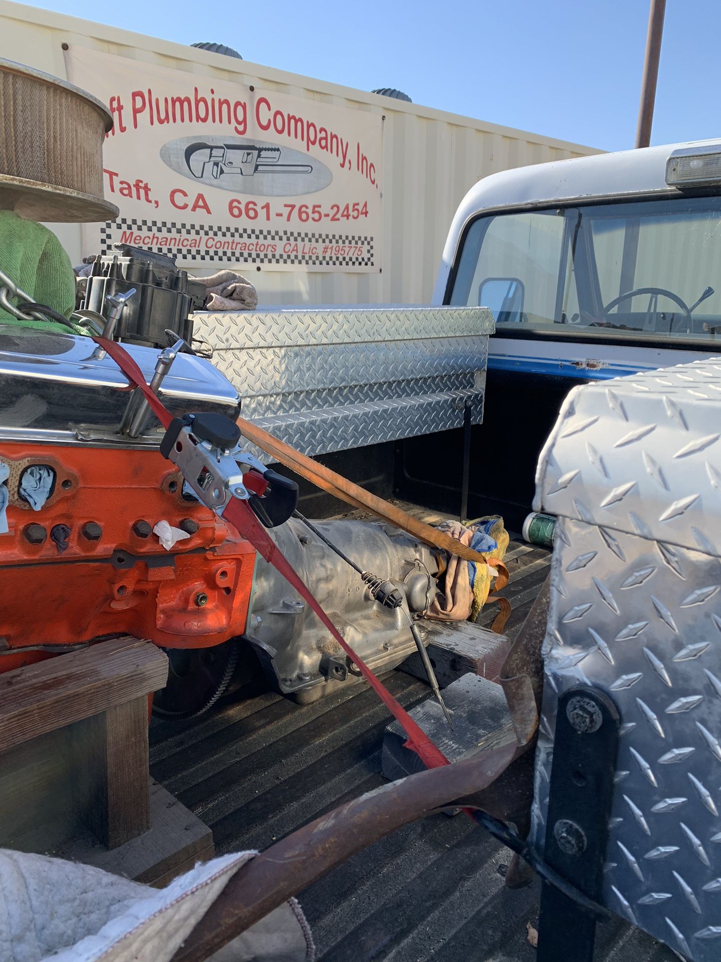 Chevrolet Engine 350/350 Transmission for Sale in Bakersfield, CA OfferUp