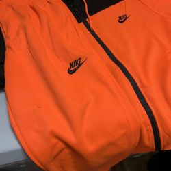 Orange And Blk Nike Sets Large Xl Xxl $70