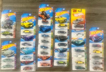 Hot Wheels Assorted Lot of 30 cars