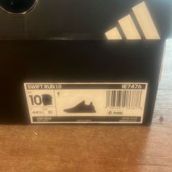 Running Shoes Adidas Size 10