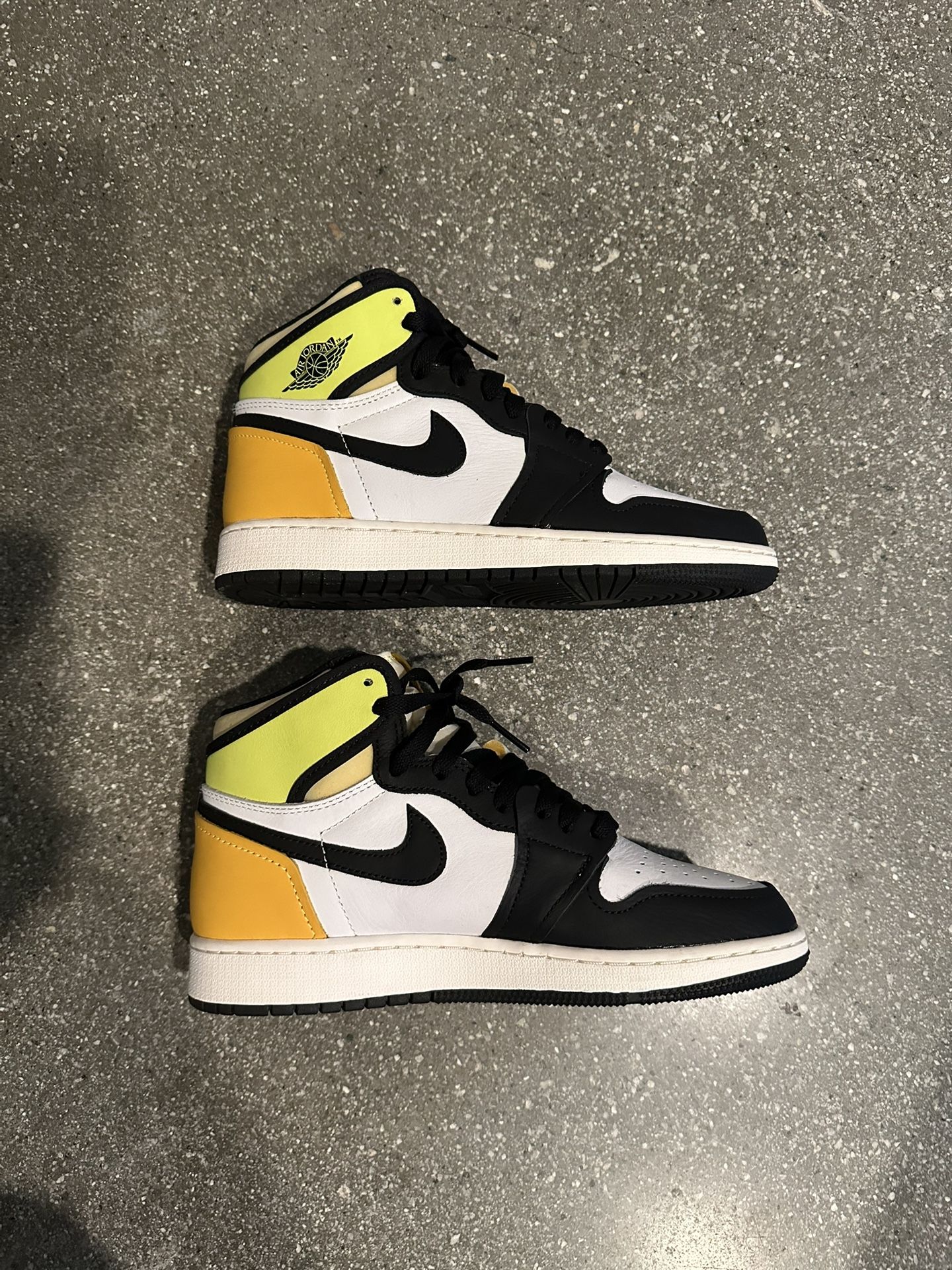 Air Jordan 1 Retro High