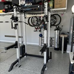 Vesta Fitness PRO SERIES 2-1 Ultimate Half Rack Functional Trainer/Gym Equipment/ Home Gym/ Fitness/ FREE DELIVERY 🚚 