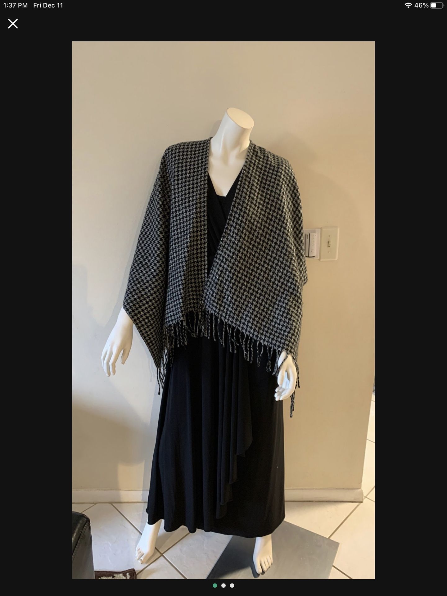 Poncho/ Black And Gray