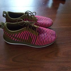 Women's Nike Shoes 