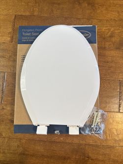 Premier Deluxe 20" Quiet Close Elongated Plastic Toilet Seat With Lid In White