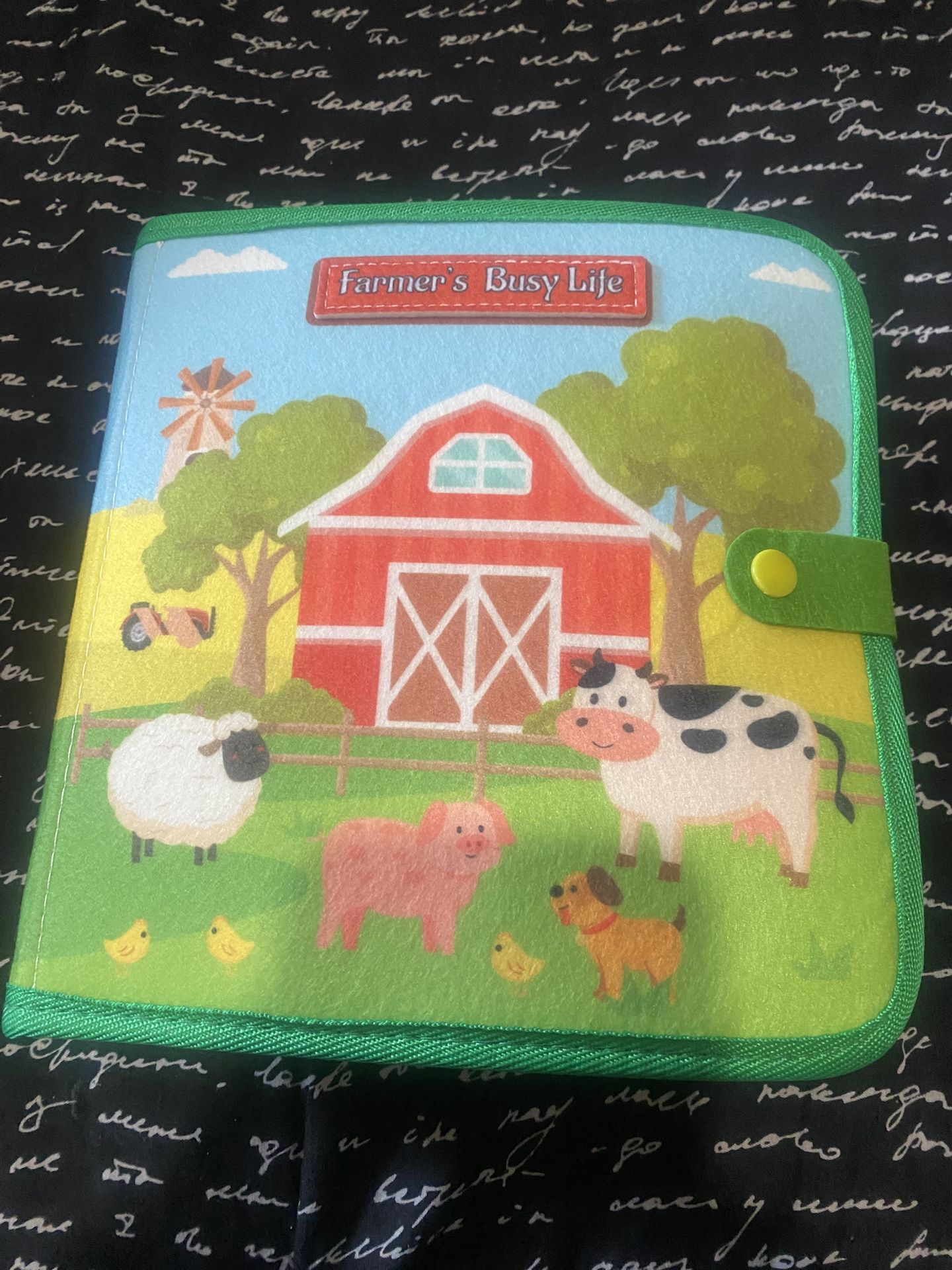 Toddler Felt Busy Book Portable Interactive Educational Toy for Endless Fun and Learning New Item