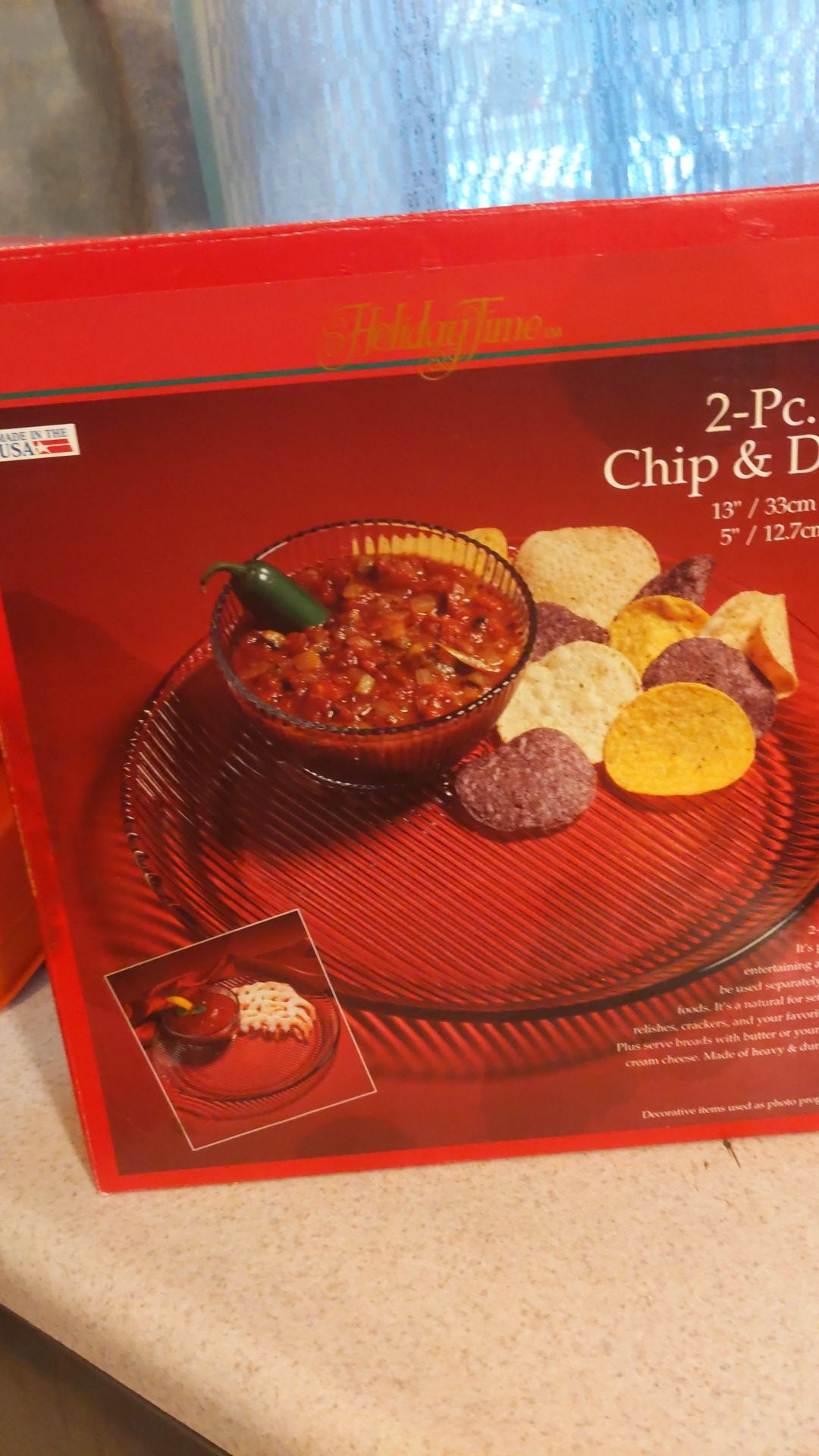 Holiday chip and dip set