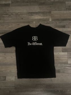 Balenciaga “Be Different” tee