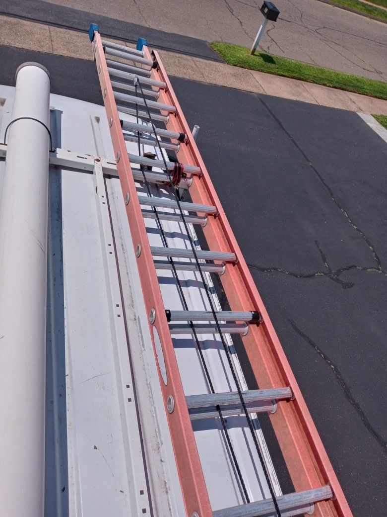 Ladder 32 Feet