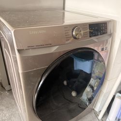 Samsung MultiSteam Smart Electric Dryer – Excellent Condition – Works Perfect