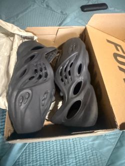 Foam runners size 3