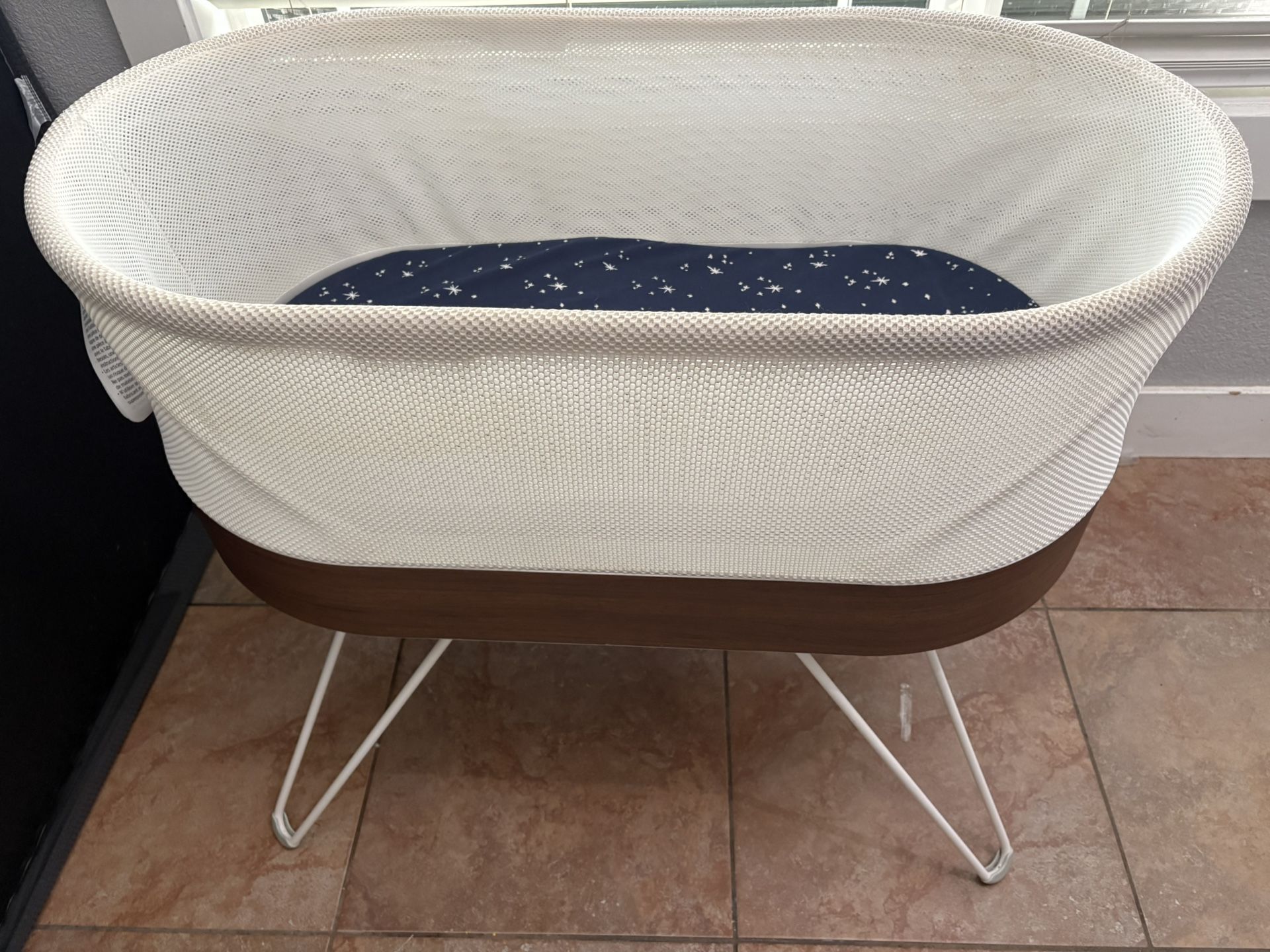 SNOO Smart Sleeper Baby Bassinet