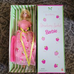 Avon Exclusive Special Edition Strawberry Sorbet Barbie, 1998