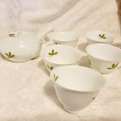 Vintage Japanese Tea Pot And 5 Tea Cups