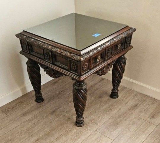 2 END TABLES WITH DRAWER