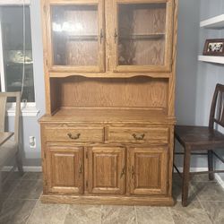 China Cabinet With Light