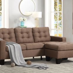 Earsom Brown Linen Sectional Sofa (Rev. Chaise)

